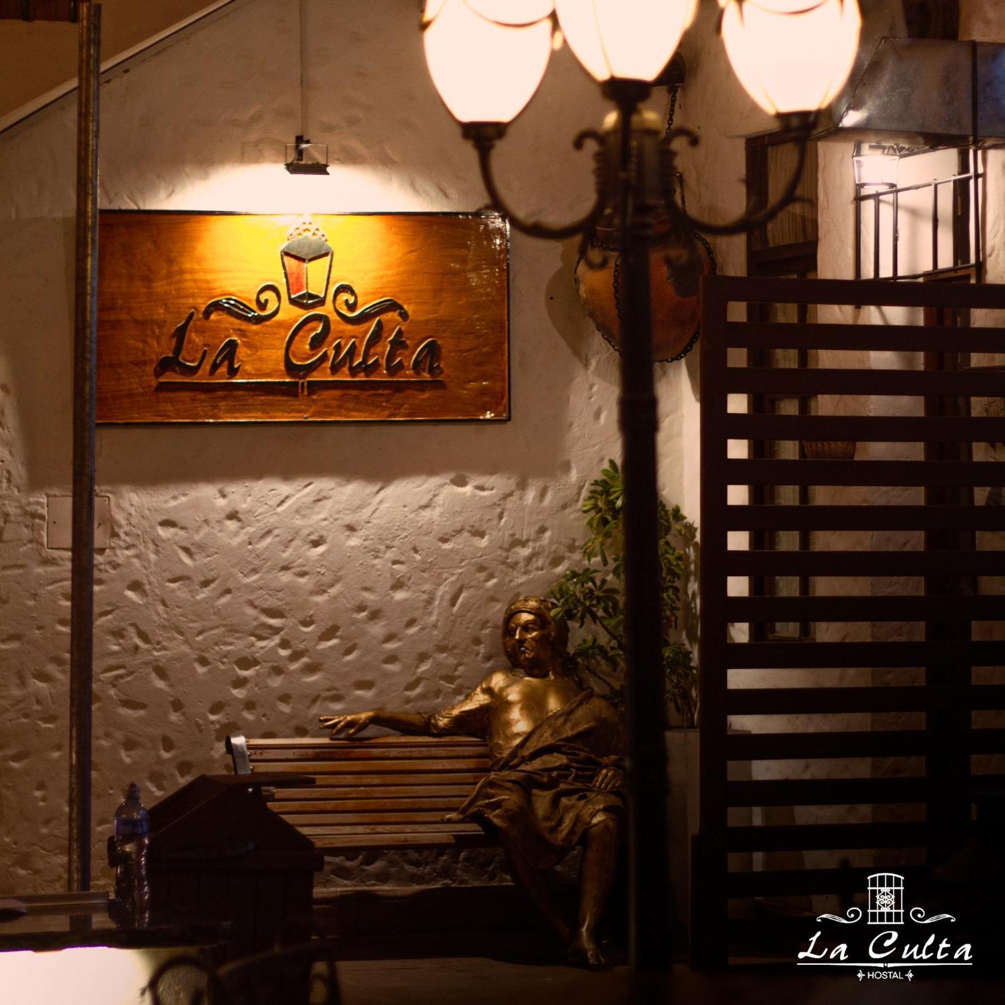 La Culta Centro Cultural Y Hostal Сукре Екстер'єр фото