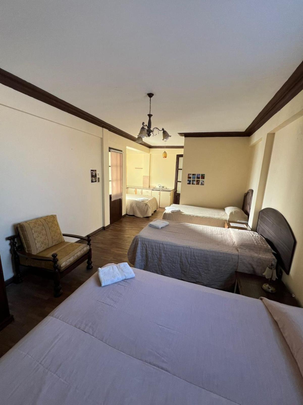 La Culta Centro Cultural Y Hostal Сукре Екстер'єр фото